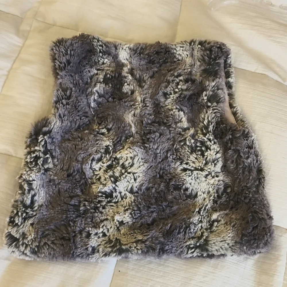 Cat & Jack Faux Fur Vest Grey Size XS
